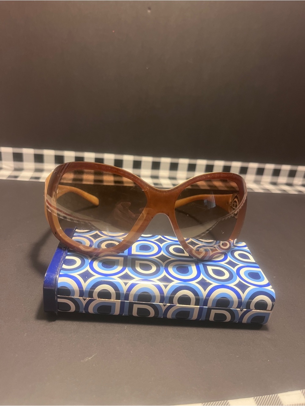 CHANEL Brown Gradient Oversized Women’s Sunglasses